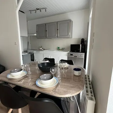 Origine - Proche Plage Apartment