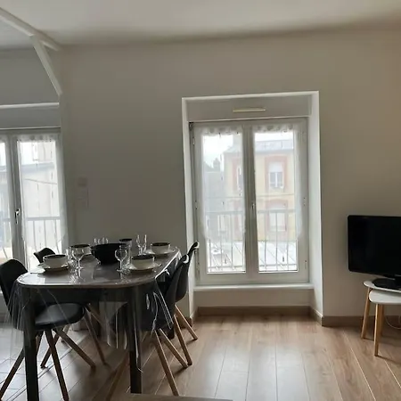 Origine - Proche Plage Apartment